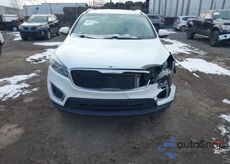 2020 GMC Sierra 1500 Elevation z USA, uszkodzony, nr VIN 3GTU9CED5LG146768